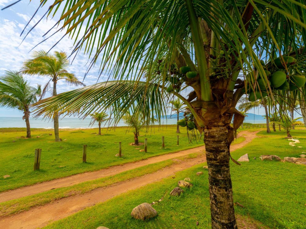 Pousada Pe Na Areia Caraguatatuba Eksteriør billede