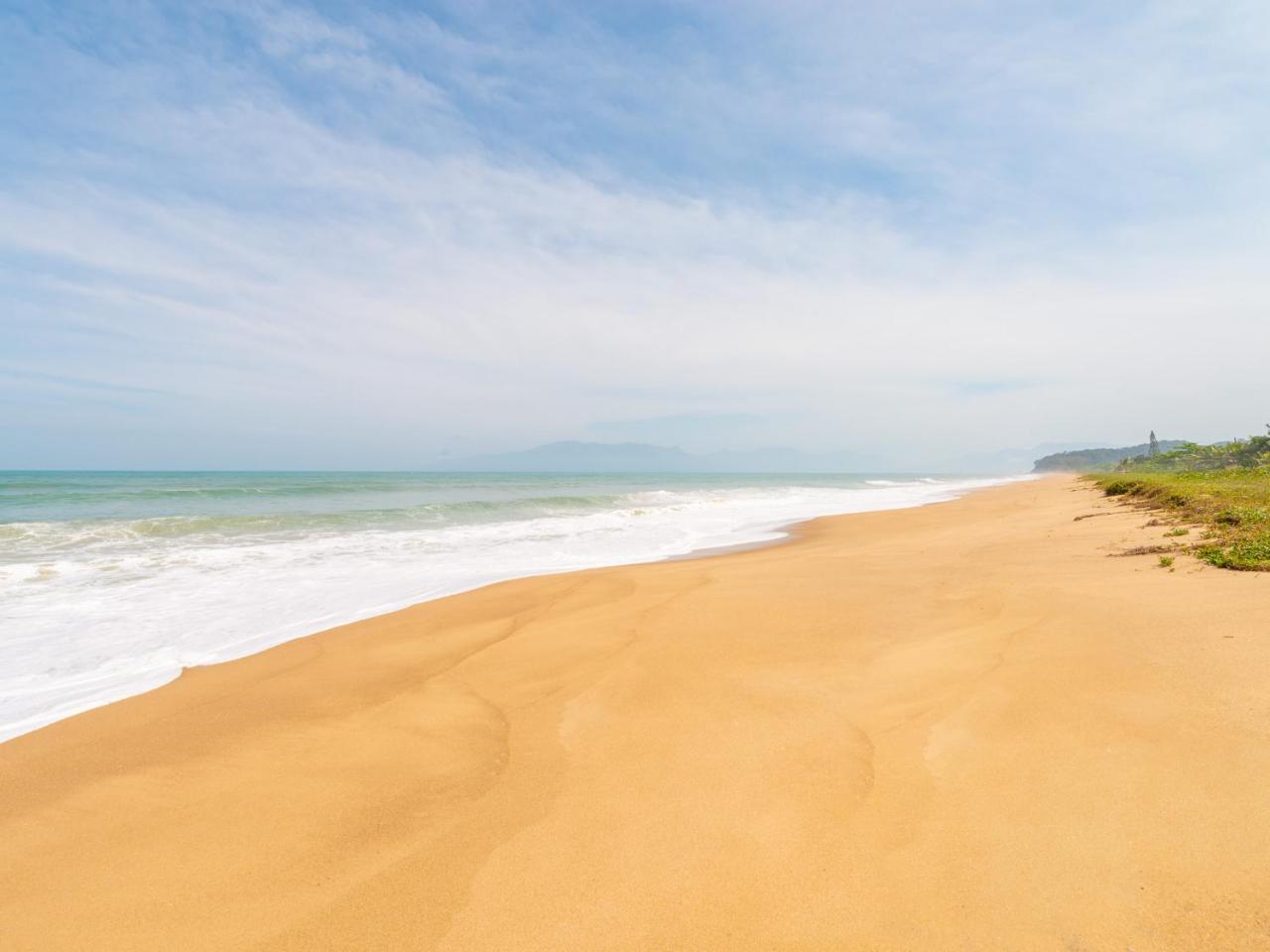 Pousada Pe Na Areia Caraguatatuba Eksteriør billede