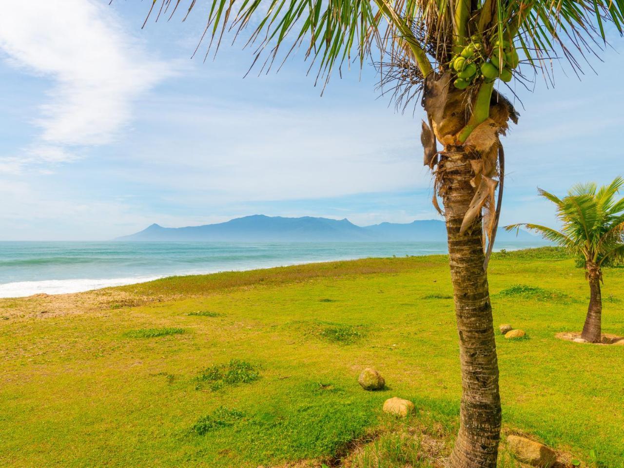 Pousada Pe Na Areia Caraguatatuba Eksteriør billede